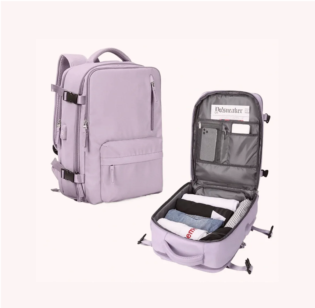 Smart Travel Backpack with GPS Tracking & USB Charging Port | 30L Anti-Theft Laptop Bag (Fits 17")